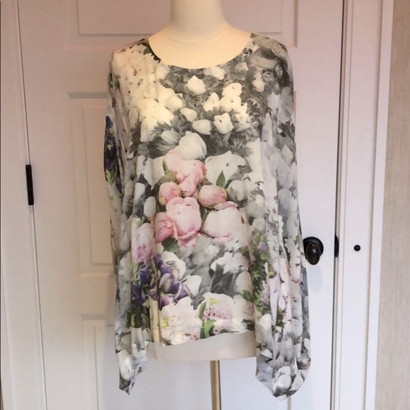 MM6 Maison Martin Margiela Tops - MM6 Maison Martin Margiela Floral Print Top